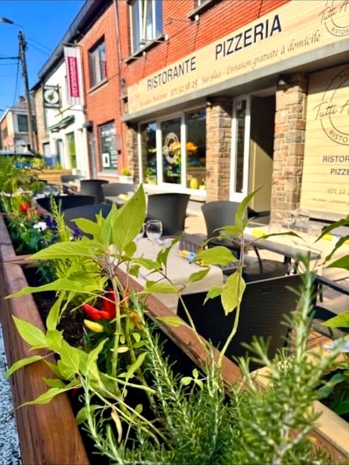 Terrasse extérieure du restaurant